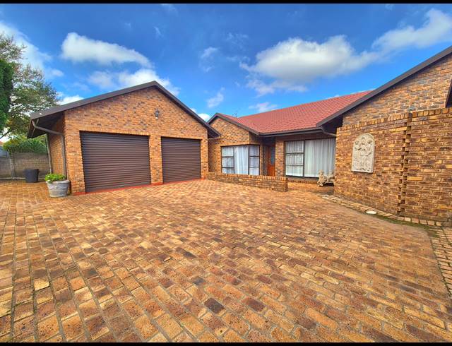 1 BEDROOM FREEHOLD TO LET IN SUNWARD PARK
